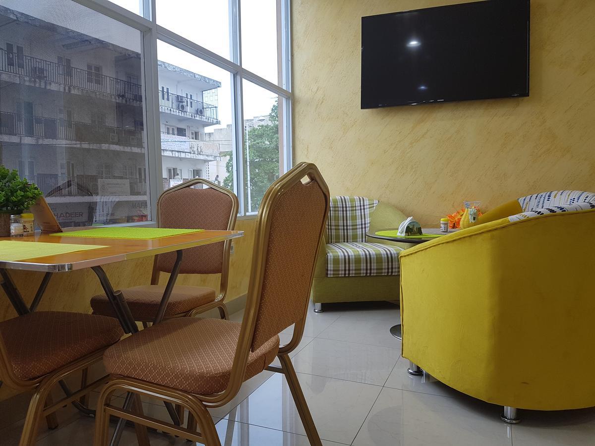 Novo Hotel 布拉柴维尔 外观 照片
