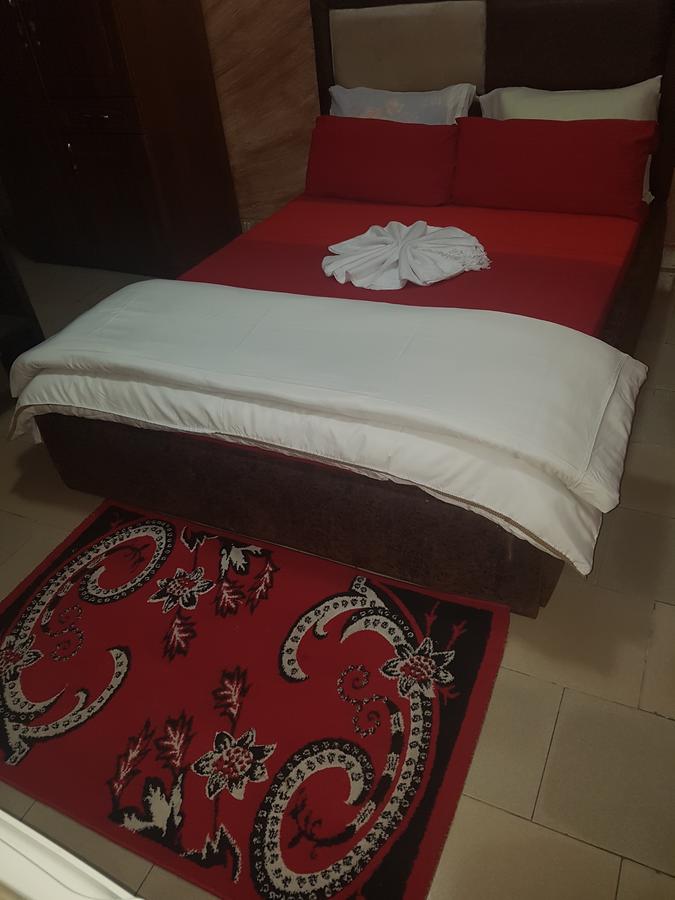 Novo Hotel 布拉柴维尔 外观 照片